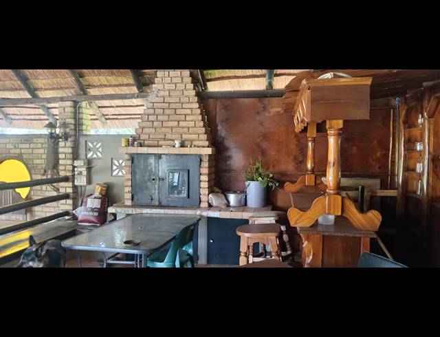 3 BEDROOM FREESTANDING FOR SALE IN STILFONTEIN EXT 4